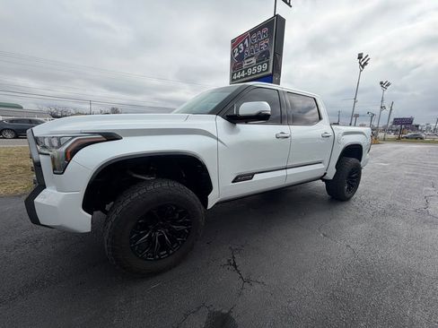 Used 2022 Toyota Tundra Platinum w/ Advanced Package image 7