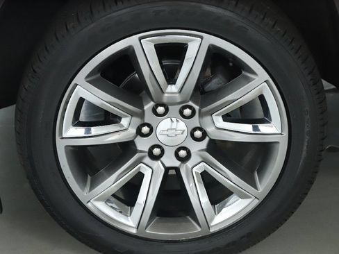 Used 2017 Chevrolet Tahoe Premier AWD/4WD image 40