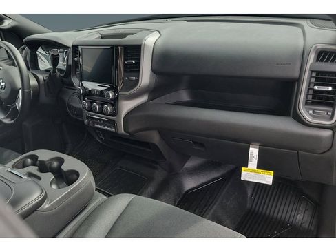 New 2025 RAM 5500 Tradesman AWD/4WD image 34