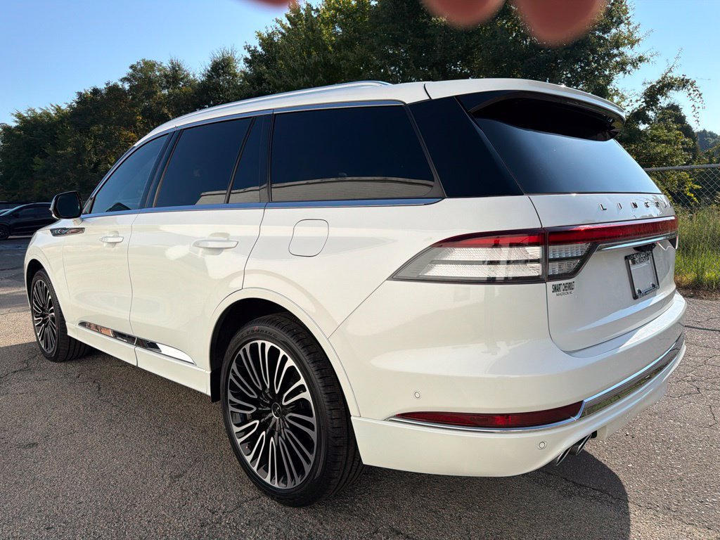 Used 2021 Lincoln Aviator AWD Black Label w/ Dynamic Handling Package image 4
