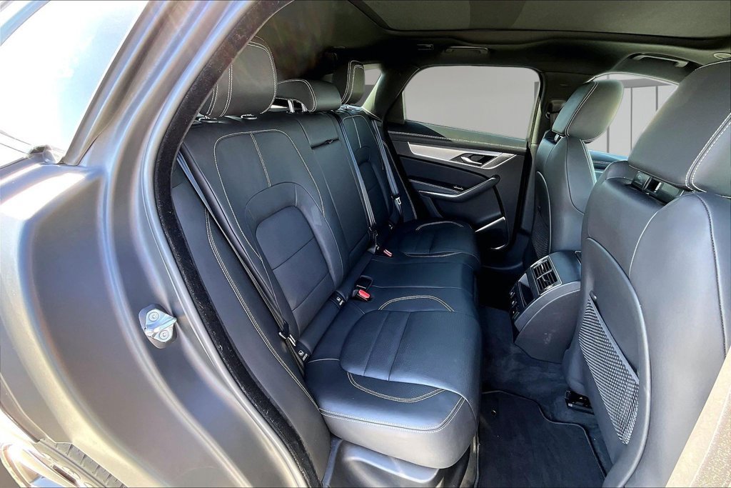Used 2024 Jaguar F-PACE R-Dynamic S AWD/4WD image 23