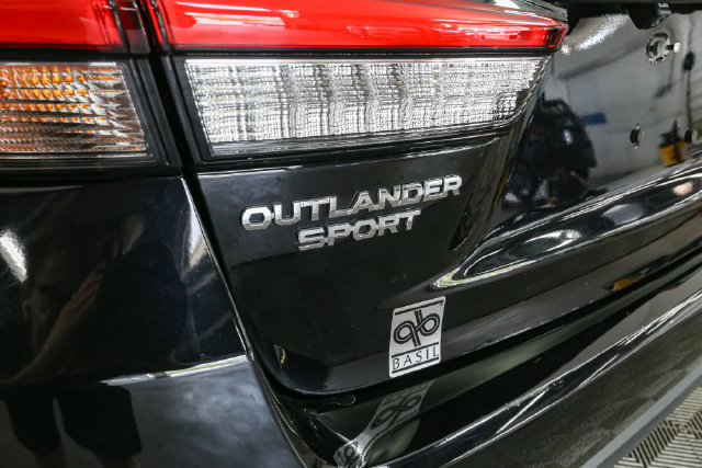 Used 2025 Mitsubishi Outlander Sport ES AWD/4WD image 9