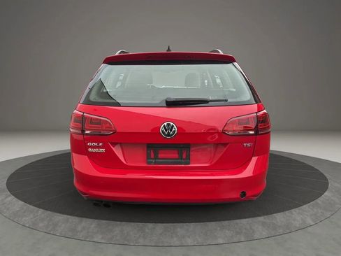 Used 2016 Volkswagen Golf Limited Edition image 6
