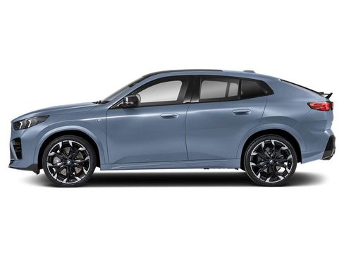 Used 2025 BMW X2 M35i w/ M Sport Professional Package image 2