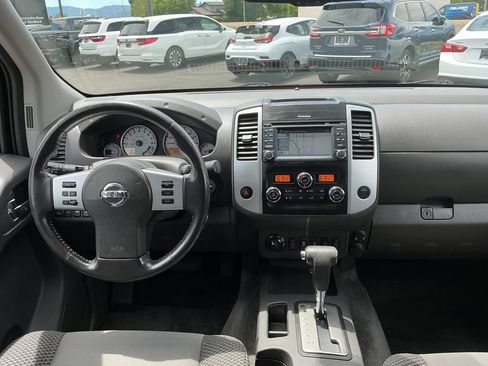 Used 2018 Nissan Frontier PRO-4X AWD/4WD image 22
