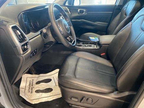 Used 2022 Kia Sorento SX image 26