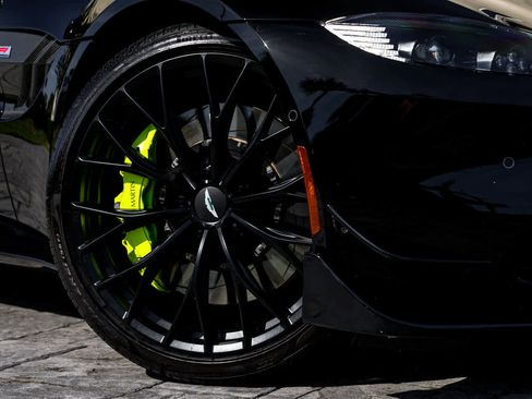 Used 2023 Aston Martin V8 Vantage Coupe image 4