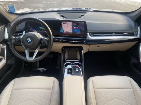 Used 2023 BMW X1 xDrive28i w/ Convenience Package AWD/4WD image 8