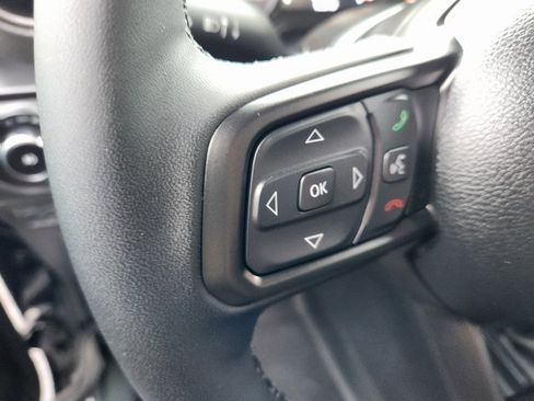 Used 2025 Jeep Wrangler Unlimited Rubicon w/ XTREMEE 35" Tire Package image 21