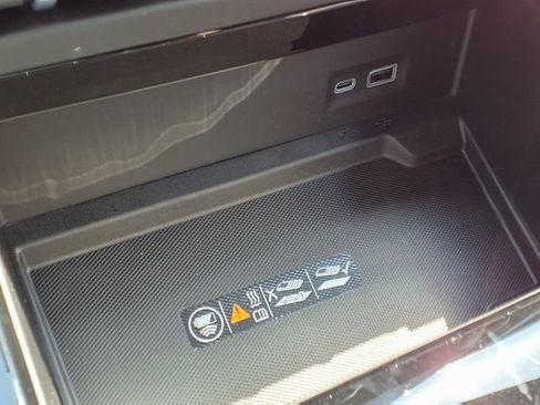 New 2026 GMC Yukon XL Elevation AWD/4WD image 14