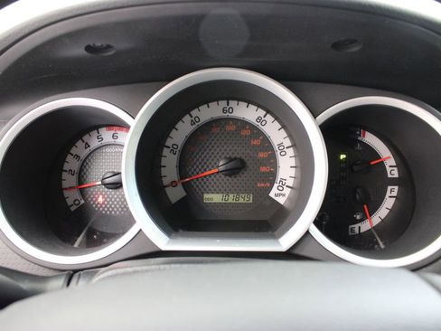 Used 2014 Toyota Tacoma PreRunner w/ TRD Sport Package image 10