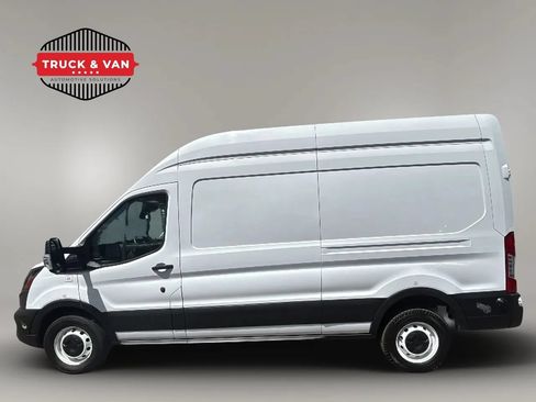 Used 2022 Ford E-Transit 148 High Roof w/ Load Area Protection Package RWD image 2