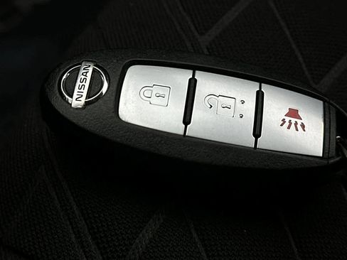 Used 2021 Nissan Kicks S image 26