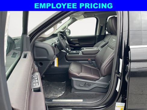 New 2026 Ford Expedition Max Platinum w/ Platinum Ultimate Package AWD/4WD image 9