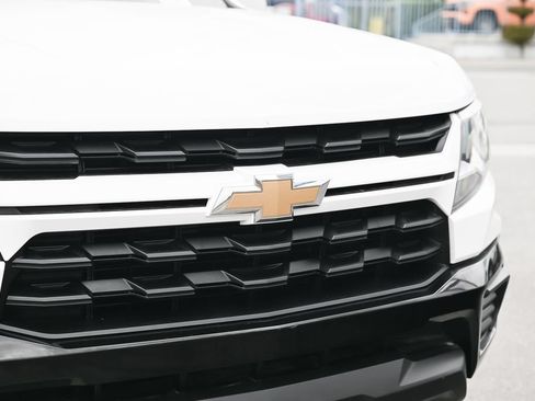 Used 2021 Chevrolet Colorado W/T w/ Custom Special Edition RWD image 10