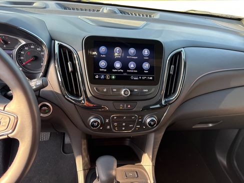 Used 2023 Chevrolet Equinox RS w/ RS Leather Package image 16