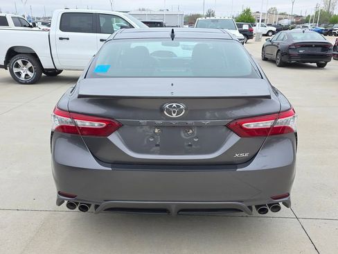 Used 2020 Toyota Camry XSE image 4