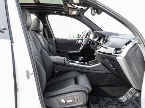 Used 2020 BMW X5 sDrive40i w/ Premium Package RWD image 38
