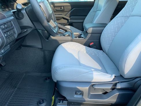 New 2026 Toyota Tacoma SR5 image 10