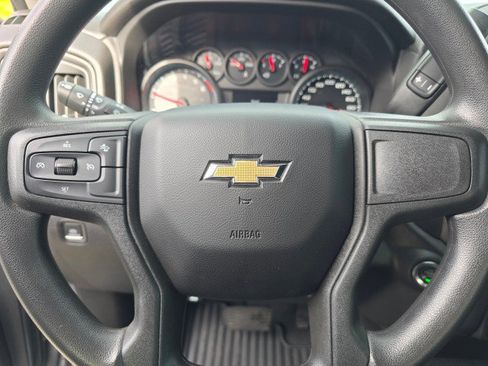 Used 2023 Chevrolet Silverado 1500 Custom image 27