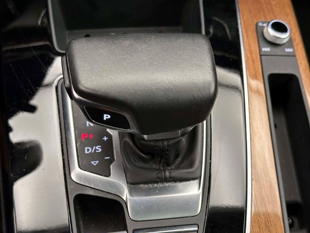 Used 2023 Audi Q5 Premium Plus AWD/4WD image 27