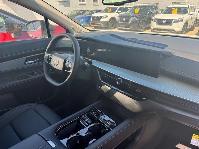 Used 2025 Nissan Murano SL AWD/4WD image 7