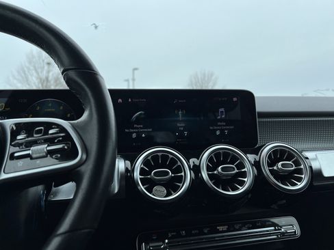 Certified 2020 Mercedes-Benz GLB 250 image 18