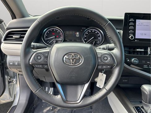 Used 2023 Toyota Camry SE image 22