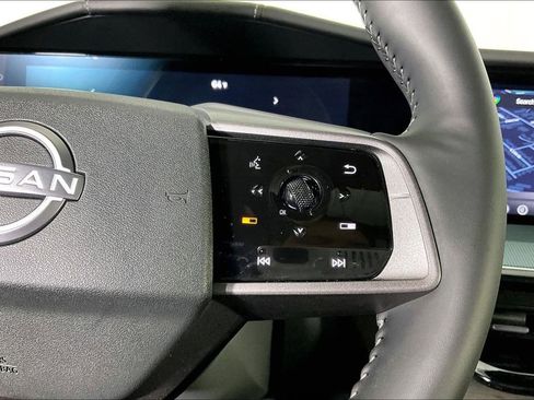 Certified 2025 Nissan Murano SL AWD/4WD image 27
