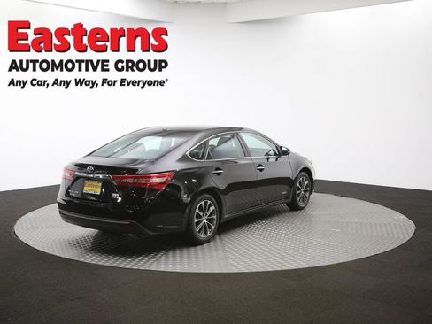 Used 2018 Toyota Avalon Limited image 39