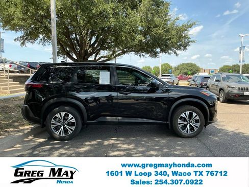 Used 2023 Nissan Rogue SV FWD image 9