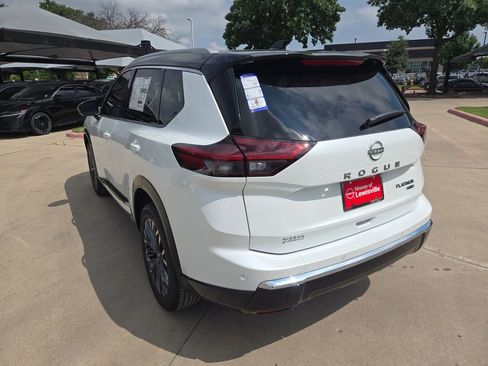 New 2026 Nissan Rogue Platinum w/ Platinum Premium Package AWD/4WD image 3