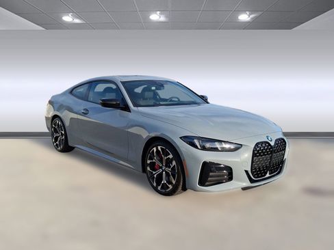 Used 2026 BMW 430i xDrive Coupe w/ M Sport Package AWD/4WD image 6