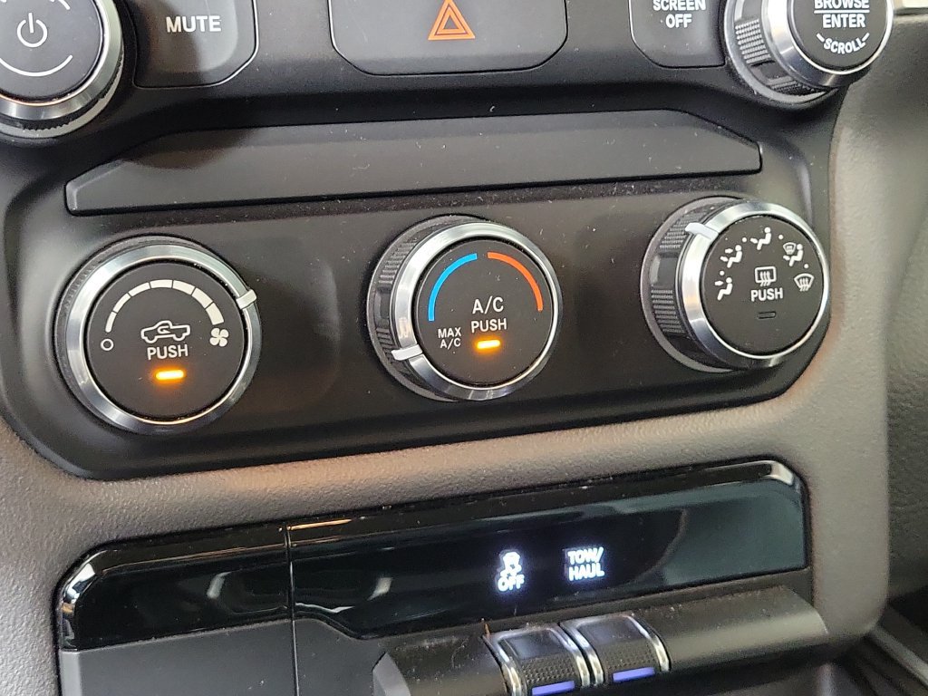 Used 2020 RAM 1500 Big Horn RWD image 20