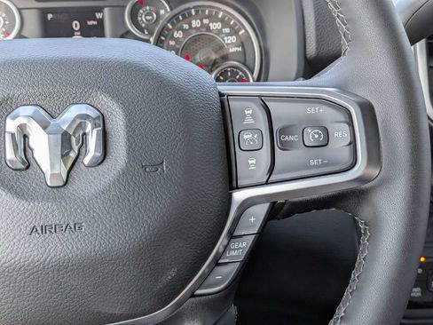 New 2026 RAM 2500 Big Horn AWD/4WD image 25
