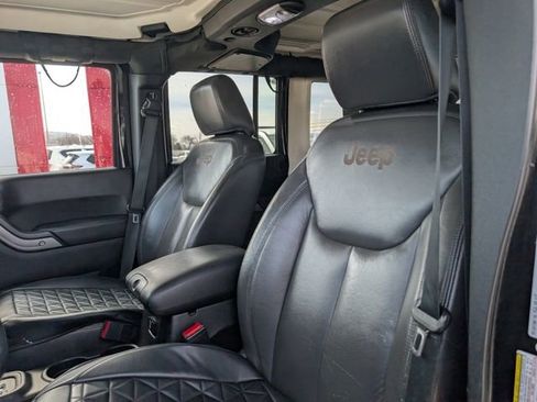 Used 2015 Jeep Wrangler Unlimited Sport w/ Dual Top Group image 6