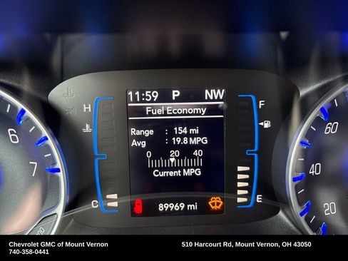 Used 2017 Chrysler Pacifica Touring-L image 18