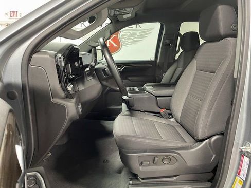 Used 2023 Chevrolet Silverado 1500 RST image 11