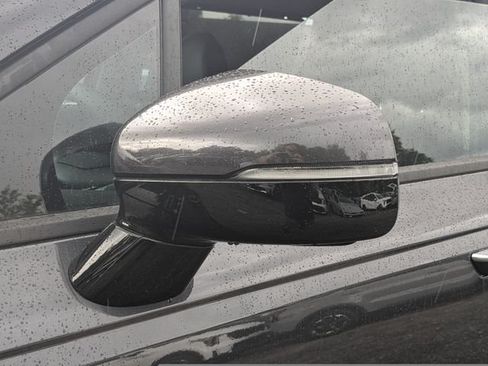 New 2027 Kia Carnival EX FWD image 13