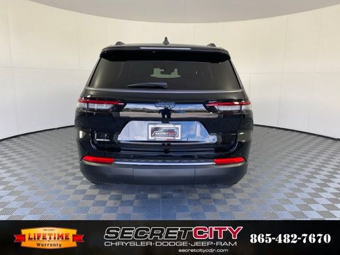 New 2026 Jeep Grand Cherokee L 4WD image 6