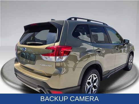 Certified 2023 Subaru Forester Premium AWD/4WD image 12