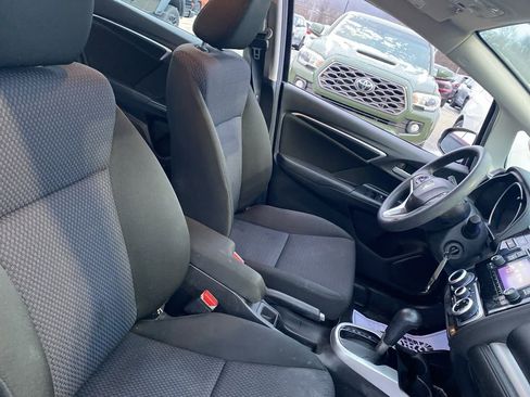 Used 2020 Honda Fit LX image 9