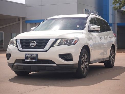 Used 2018 Nissan Pathfinder S image 7
