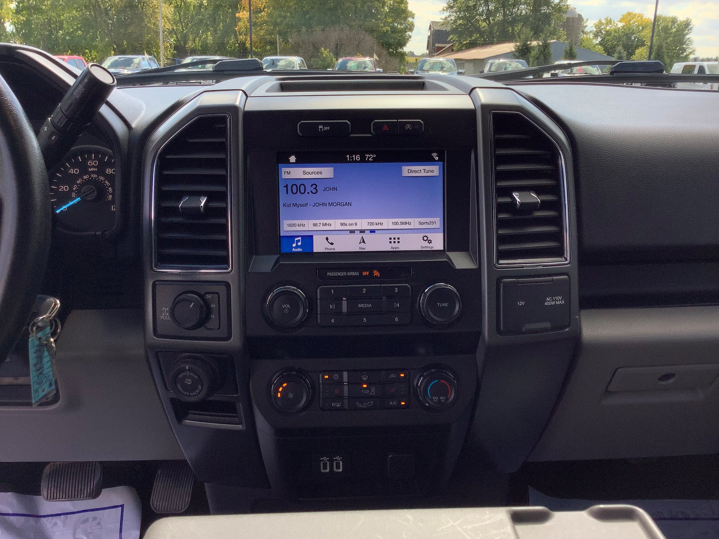 Used 2019 Ford F150 XLT w/ Equipment Group 302A Luxury AWD/4WD image 9