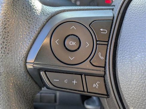 Used 2020 Toyota Corolla LE image 12