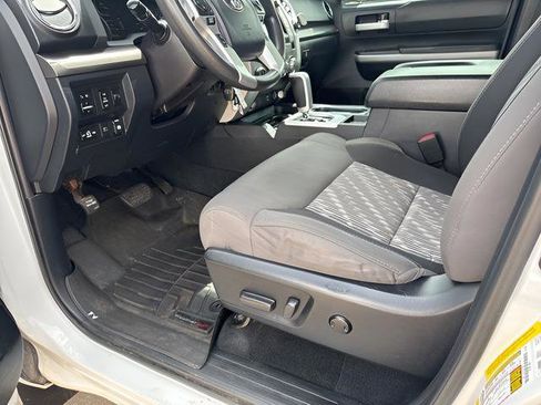 Used 2019 Toyota Tundra SR5 w/ SR5 Upgrade Package image 24