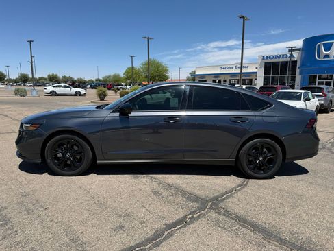 Used 2025 Honda Accord SE image 10