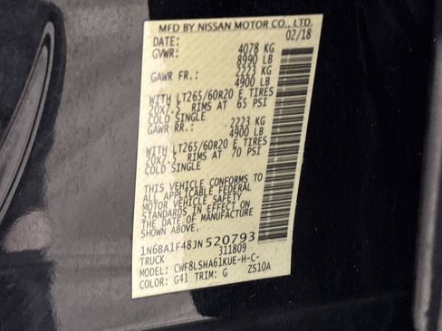 Used 2018 Nissan Titan SV w/ SV Convenience Package image 40