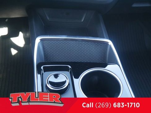 New 2026 Chevrolet Equinox LT w/ Safety and Technology Package image 30