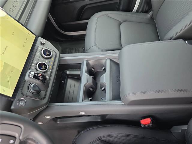 New 2026 Land Rover Defender 110 S AWD/4WD image 24